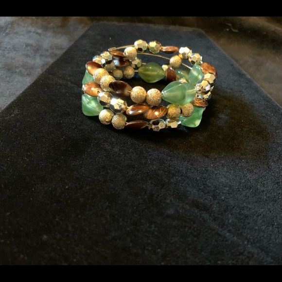 Memory wire fidget bracelet. Gold, sea green, brown assorted shaped beads. - Picture 2 of 4